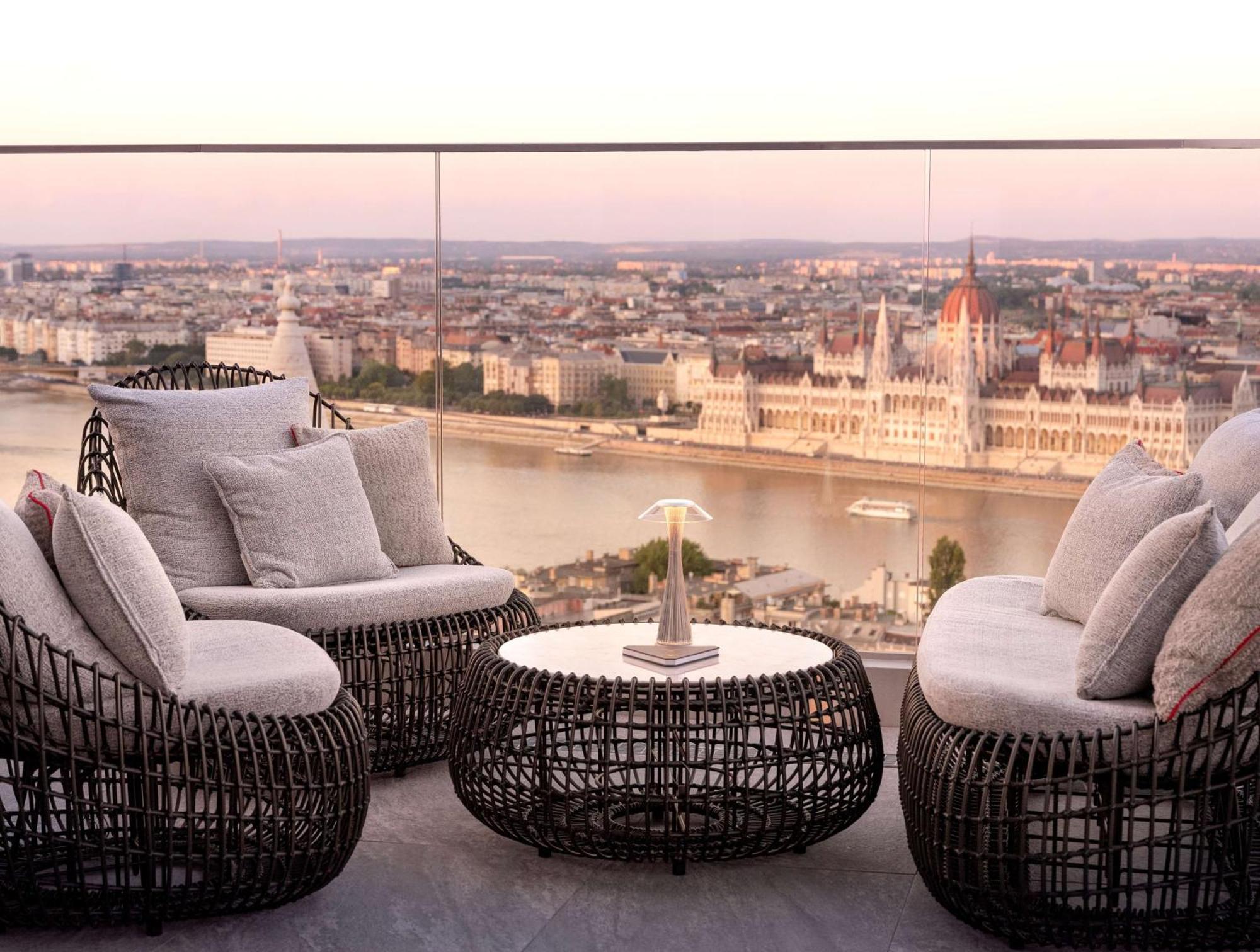 Hilton Budapest Hotel Bagian luar foto